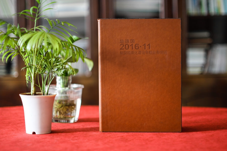 成都紀(jì)念冊制作哪家好【只找專業(yè)的！